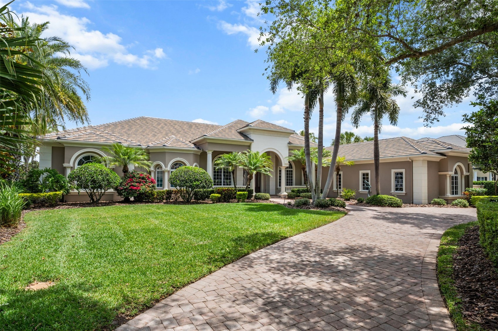 4085 FOUNDERS CLUB DRIVE
