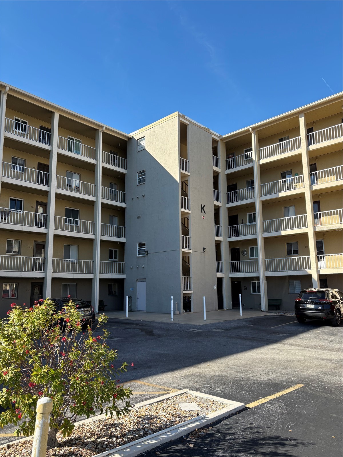 3514 LAKE BAYSHORE DRIVE K-108