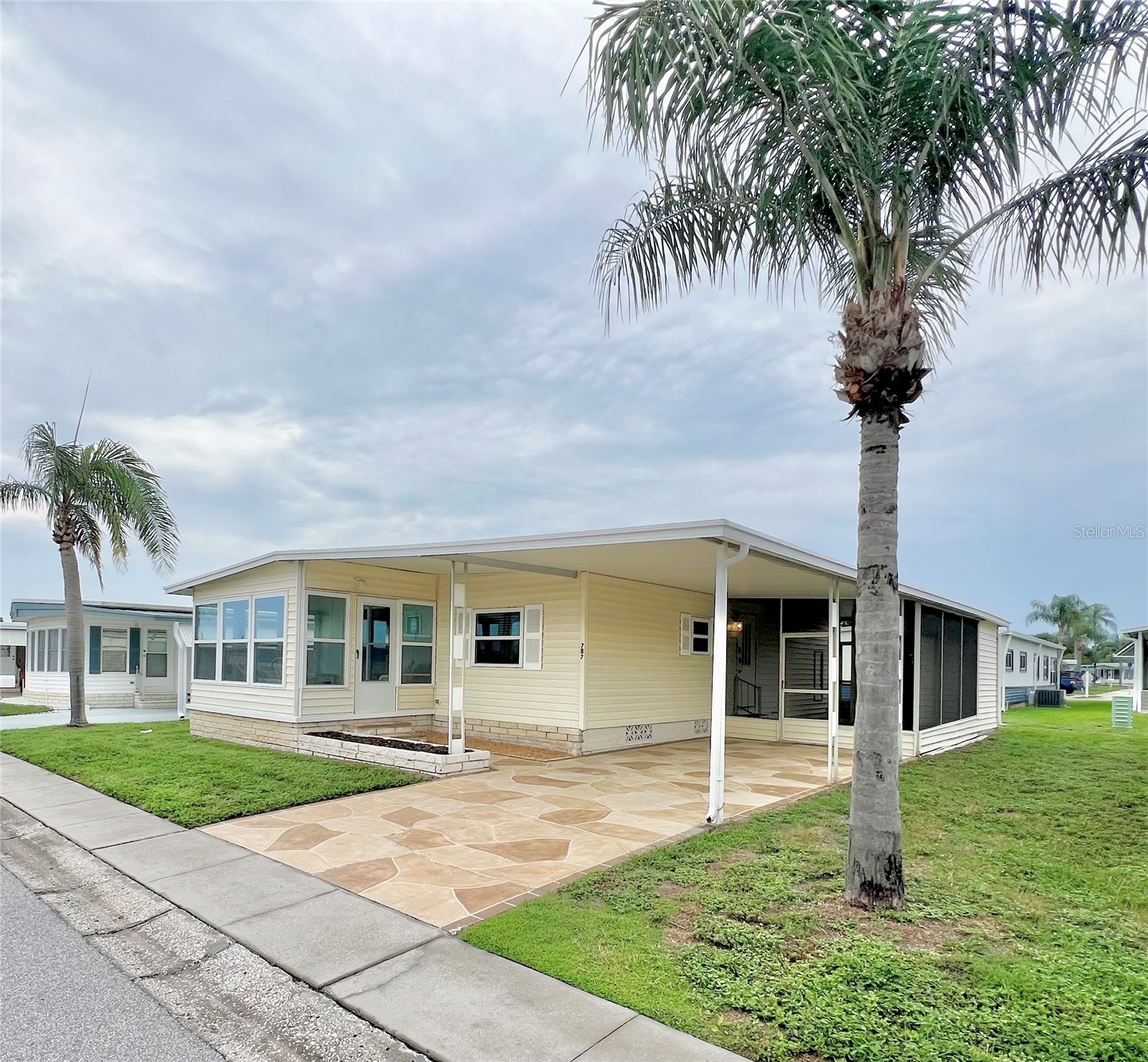1100 BELCHER ROAD S 787