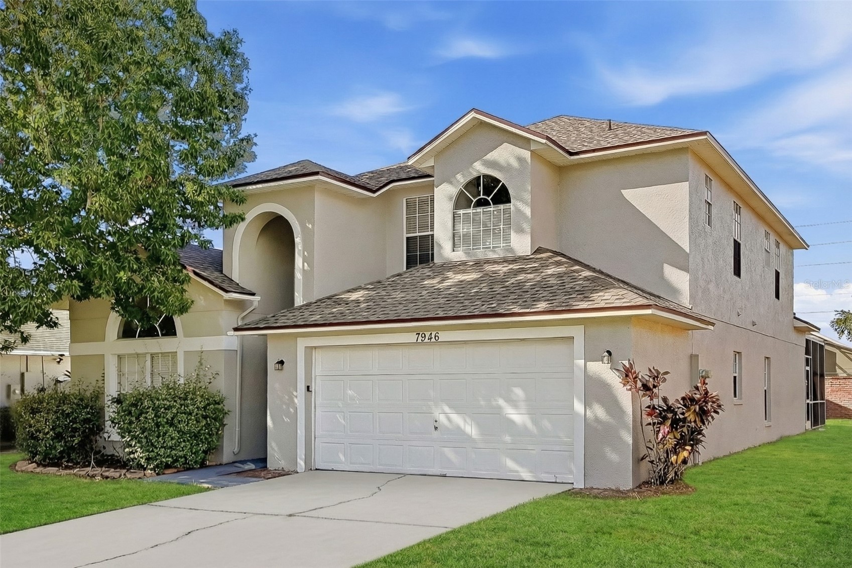 7946 GOLDEN POND CIRCLE