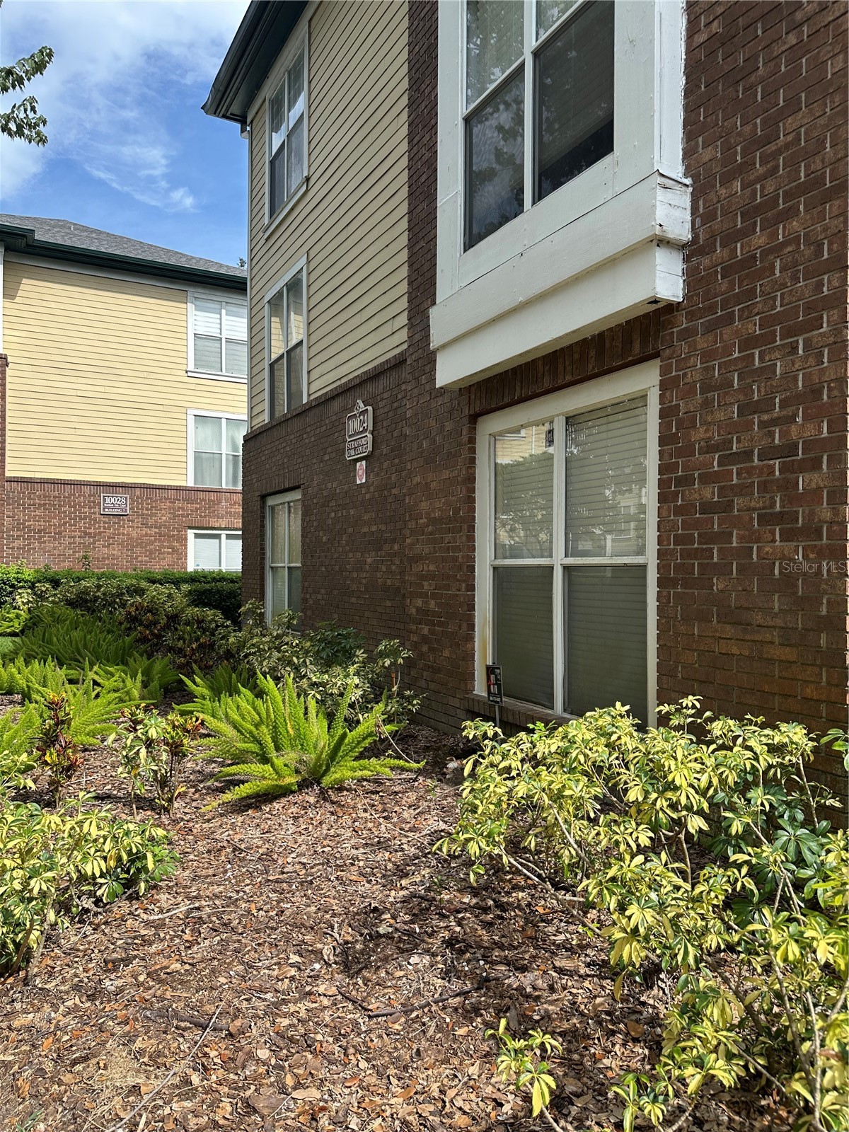 10024 STRAFFORD OAK COURT 803