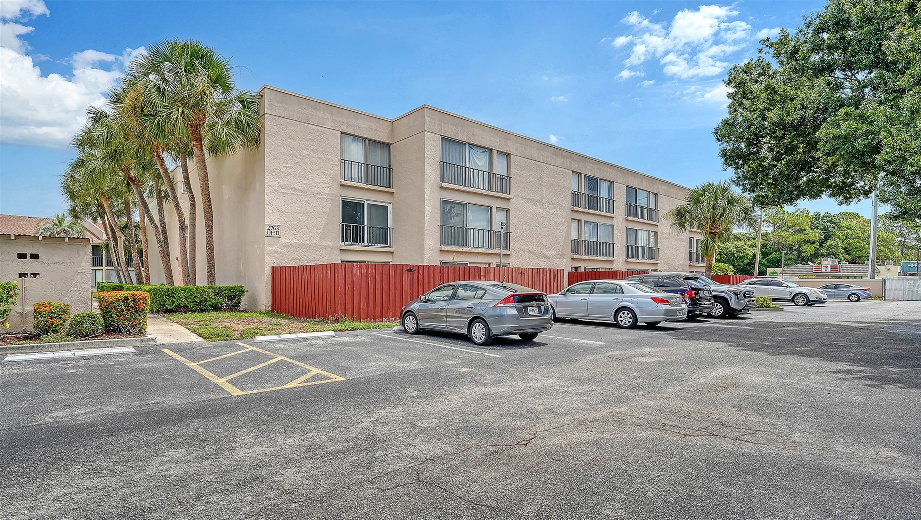 2763 WOODGATE LANE 104
