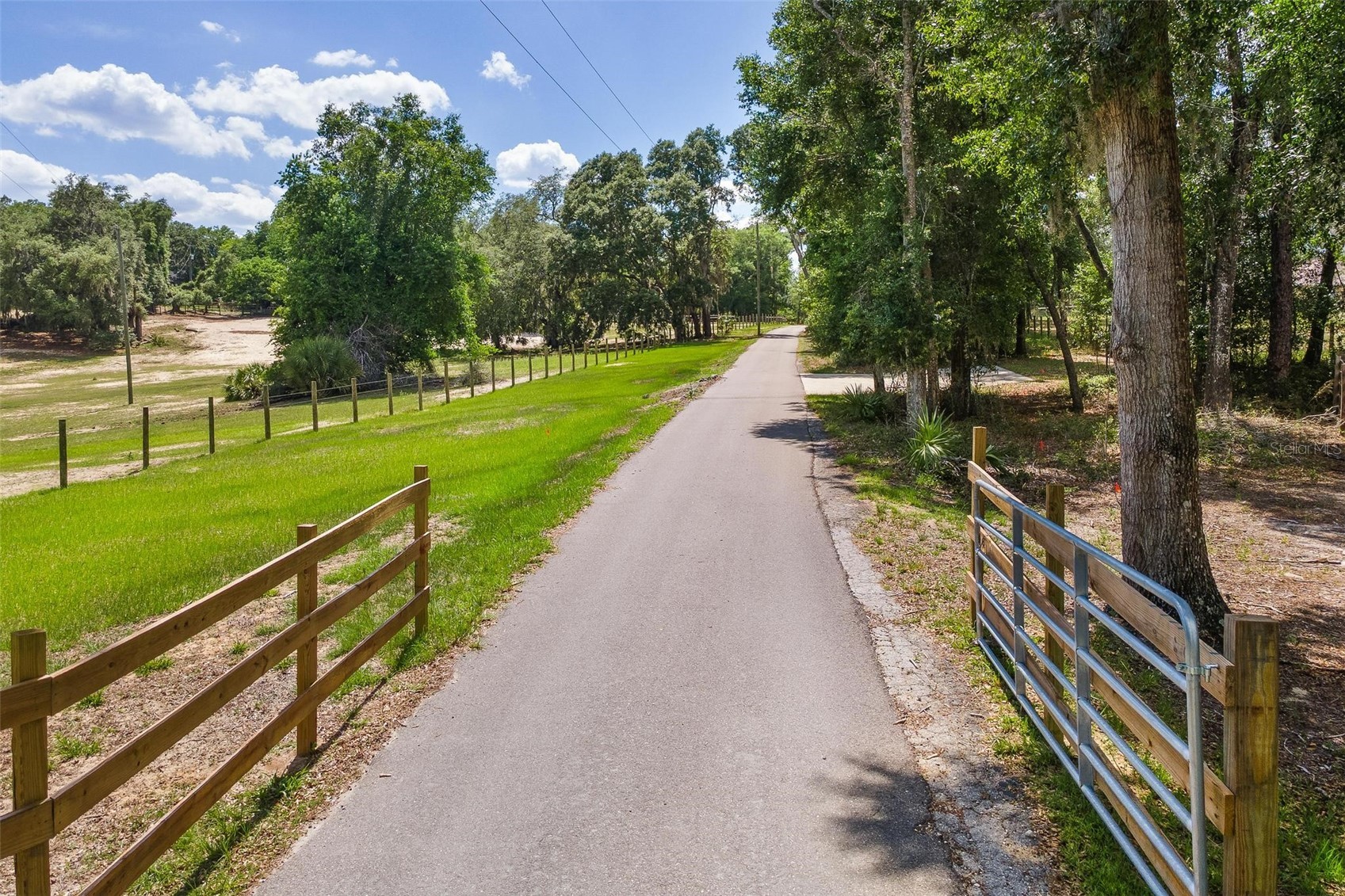 SE 152ND - LOT 17 (RAVENSWOOD RD) PARCEL C PLACE