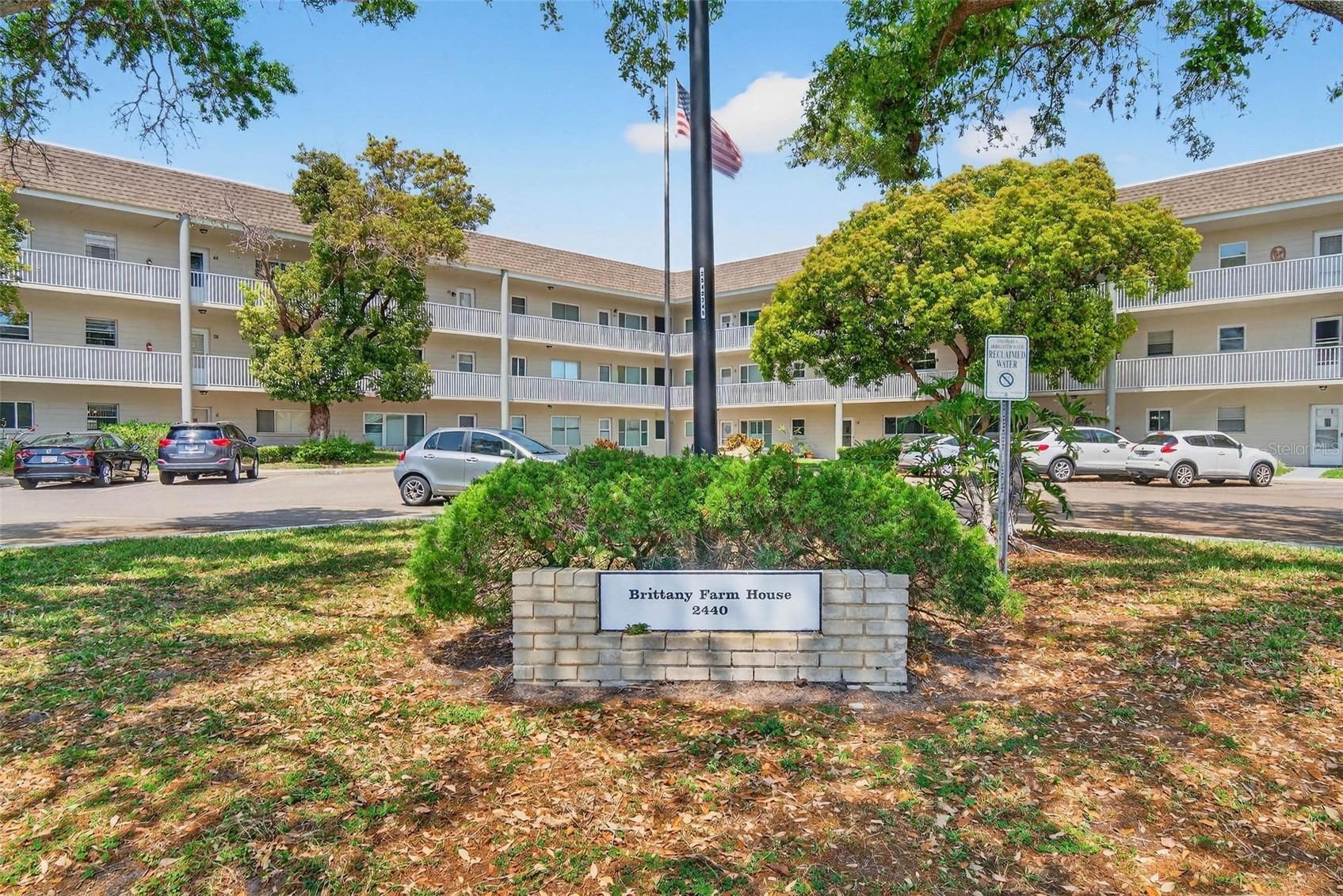 2440 WORLD PARKWAY BOULEVARD 6