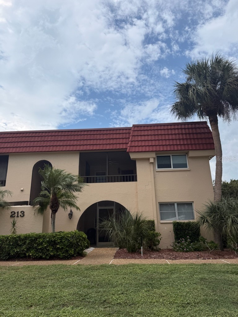 213 RUBENS DRIVE H