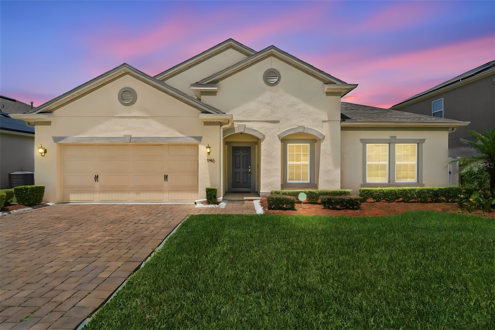 2996 FOXTAIL BEND