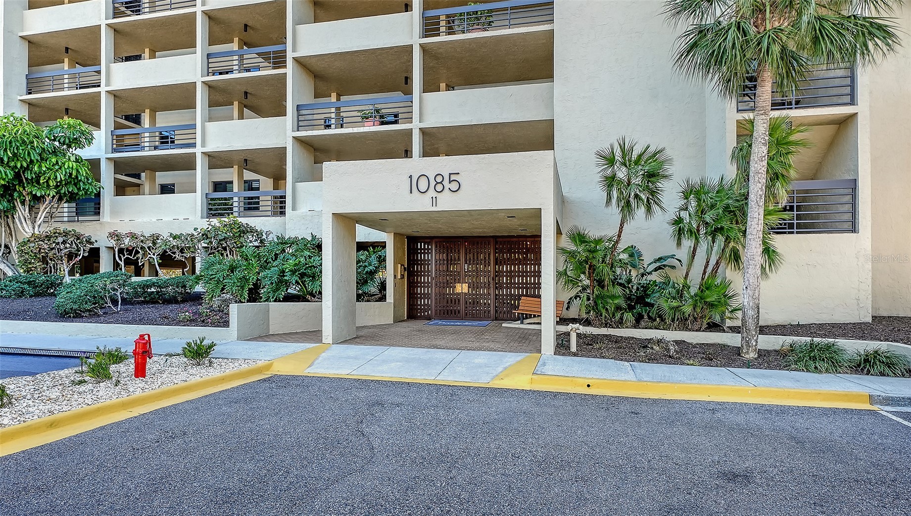 1085 GULF OF MEXICO DRIVE 404