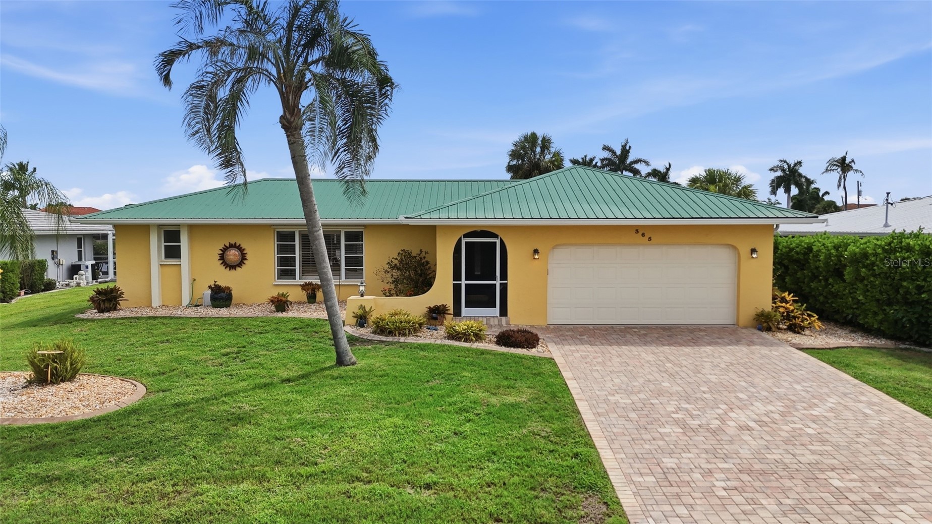 365 BELAIRE COURT
