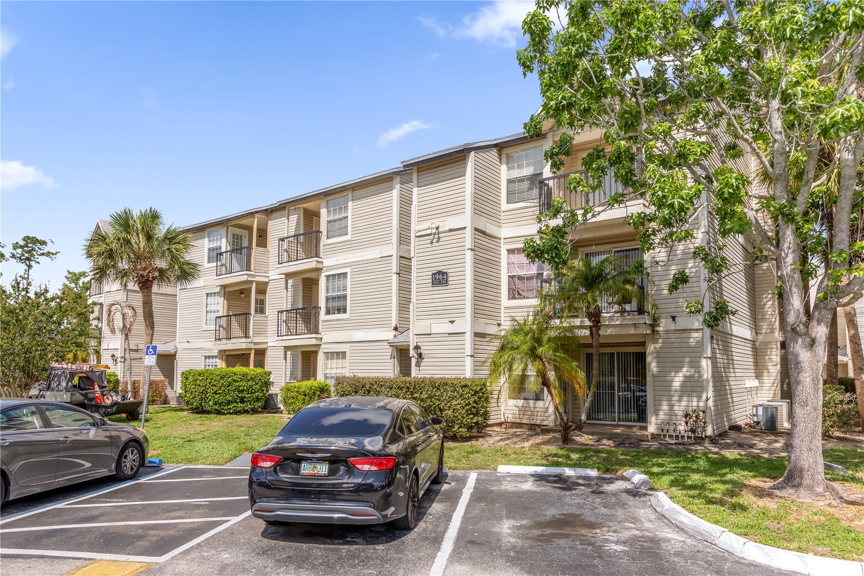 1964 LAKE ATRIUMS CIRCLE 170