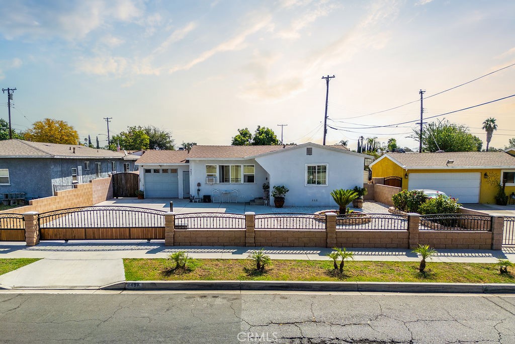 9497 Catawba Ave