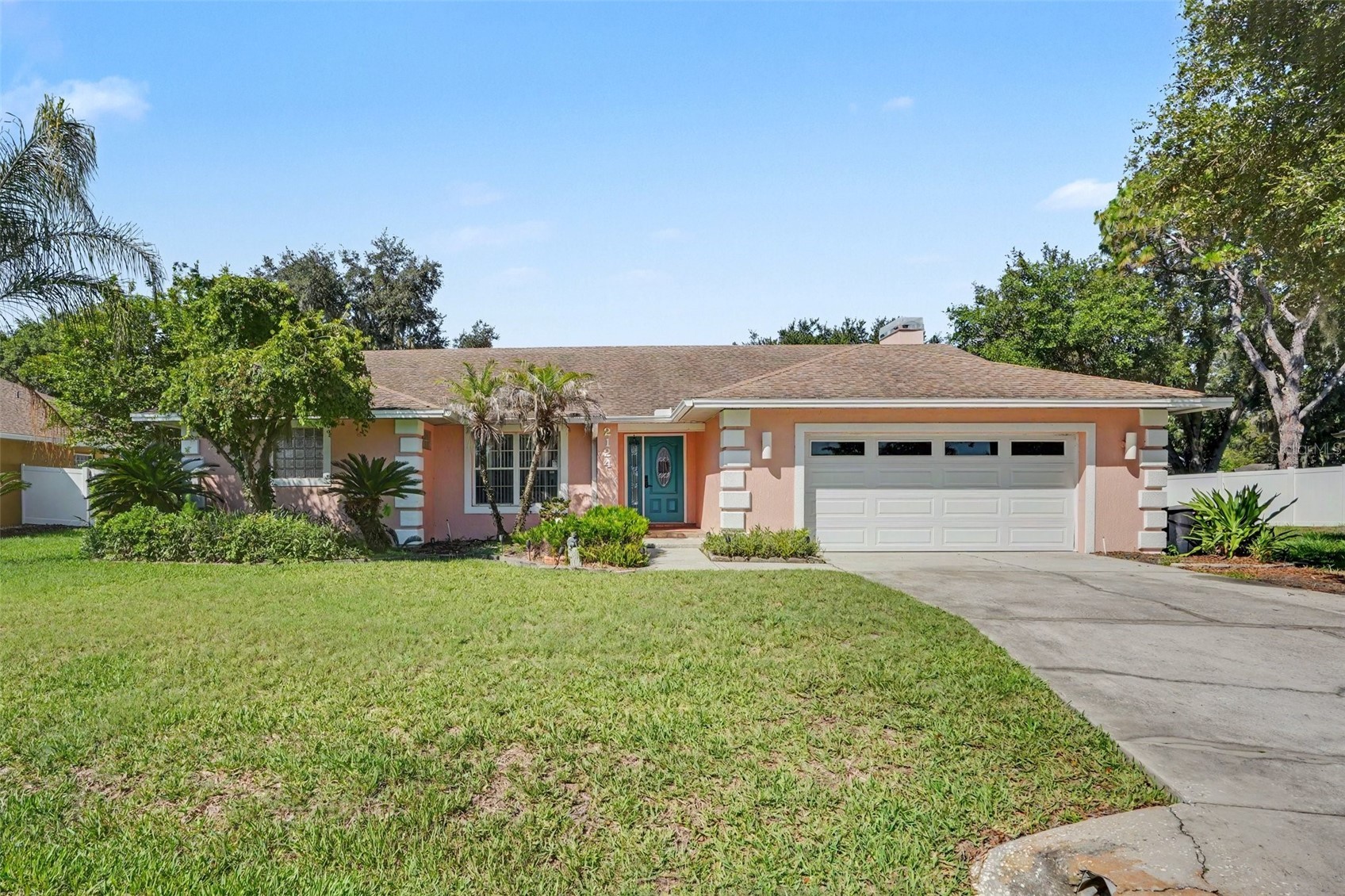2124 VELVET WAY