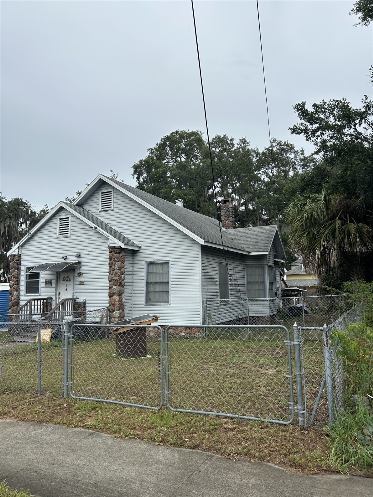 103 E WARD AVENUE