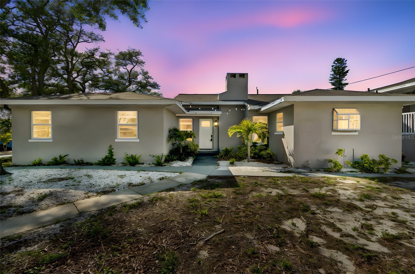 125 HARBOR BLUFF DRIVE