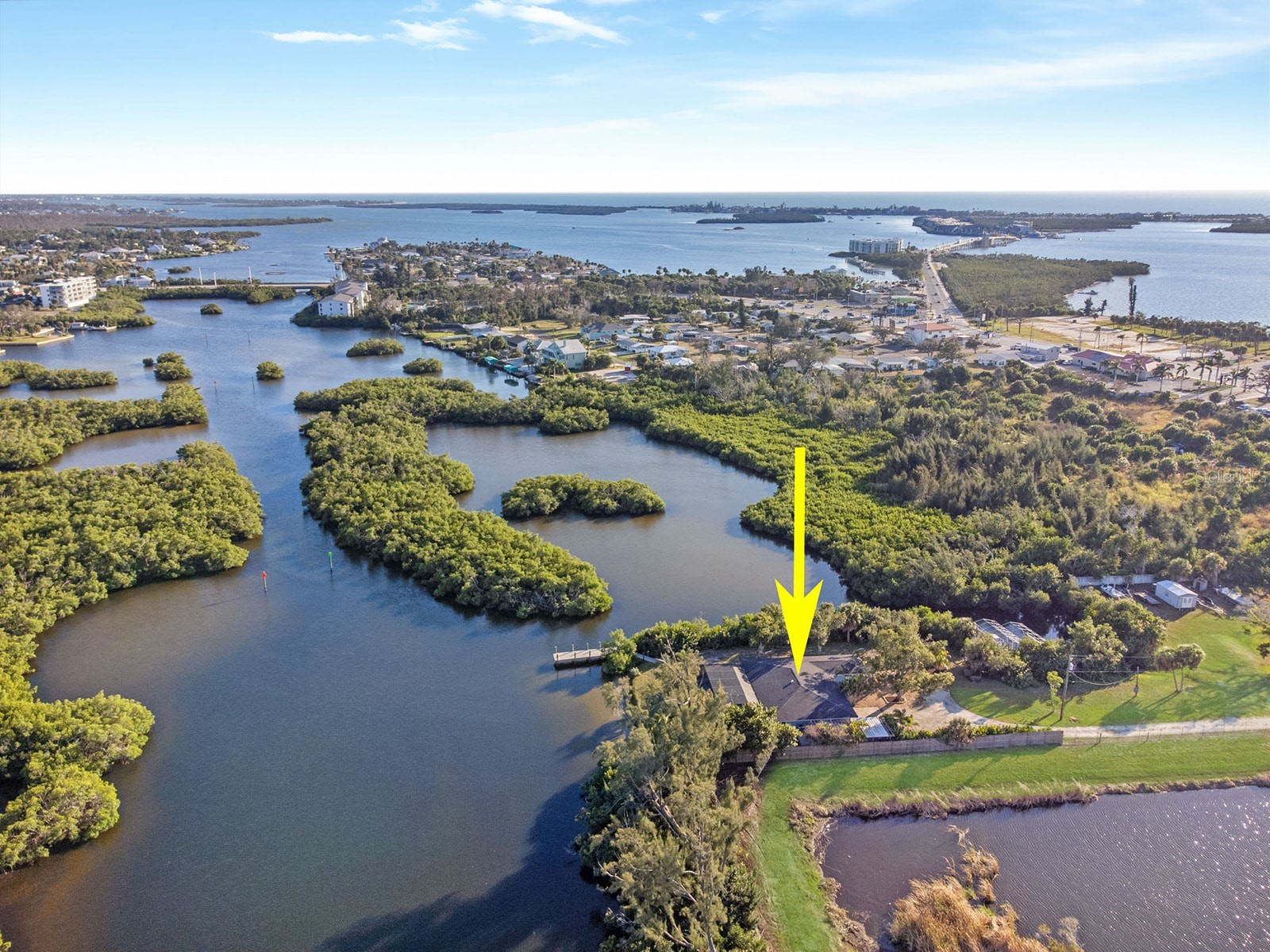 300 E BAY HEIGHTS AVENUE