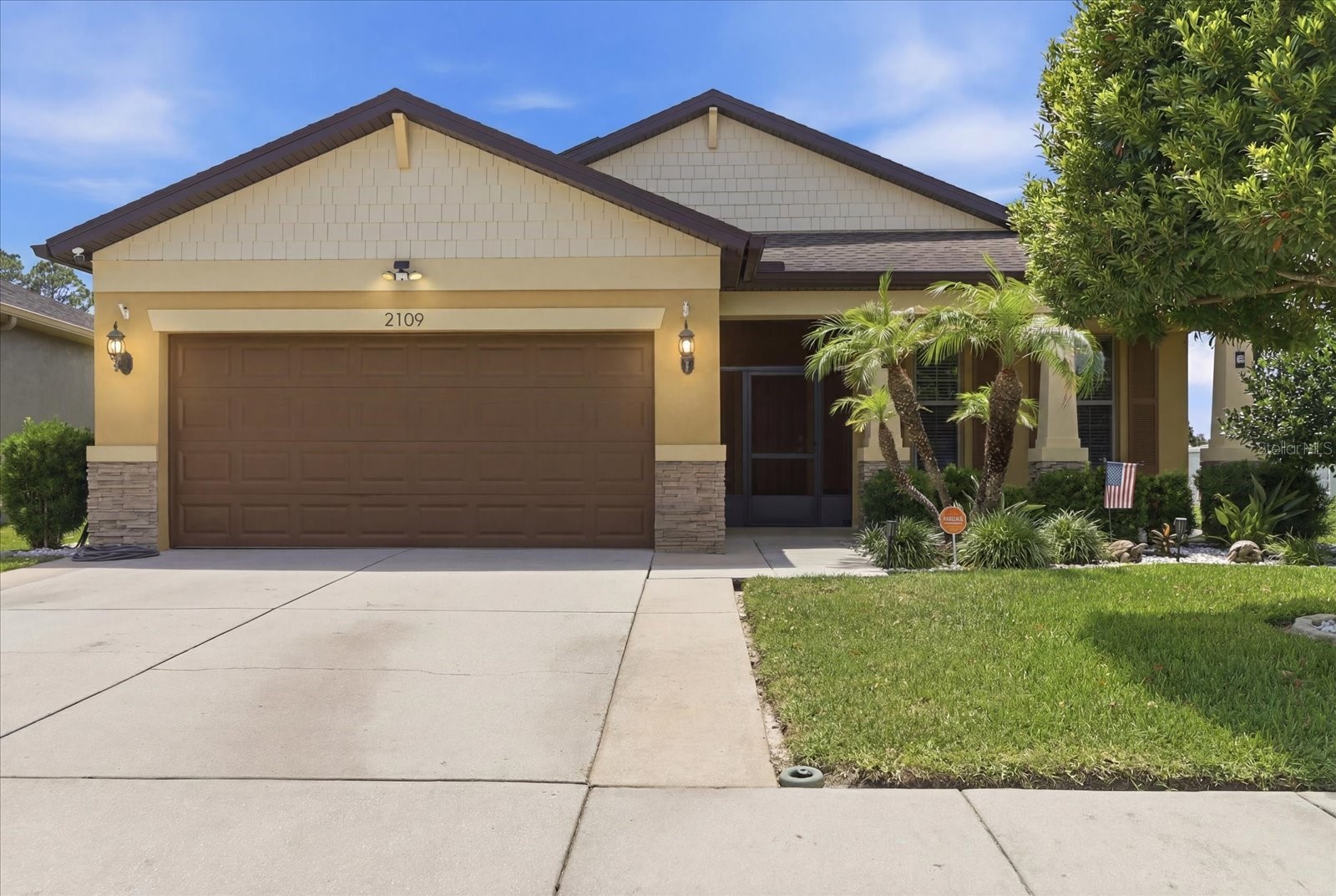 2109 TRILLIUM BOULEVARD