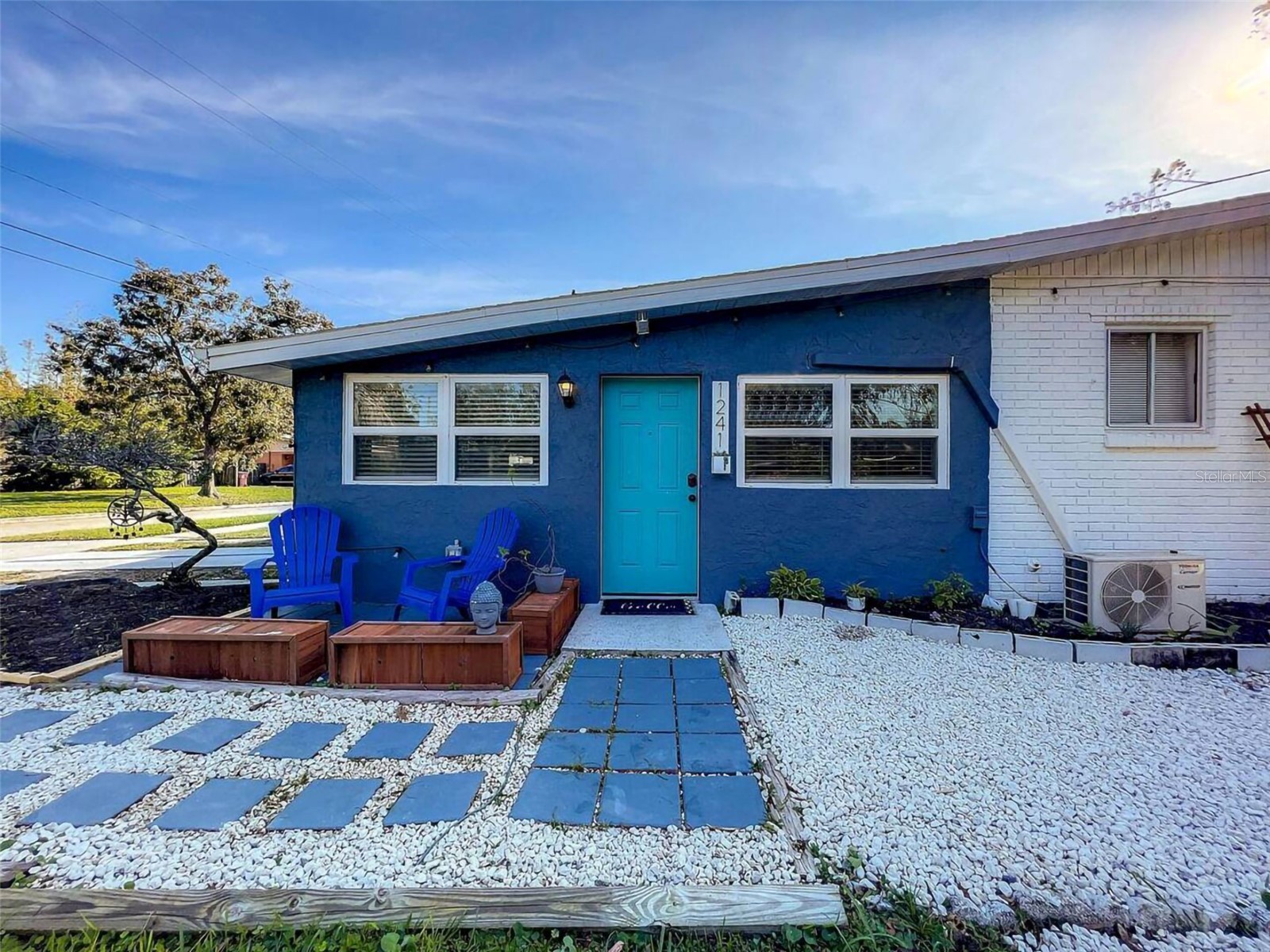 1245 CATALPA DRIVE 4