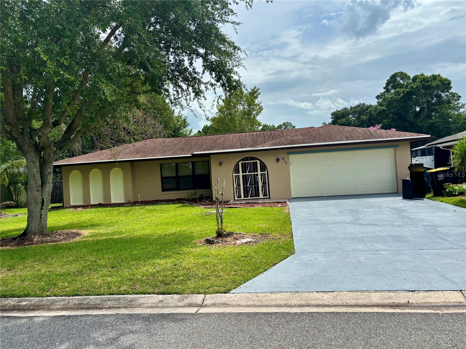 612 WOOD DRIVE