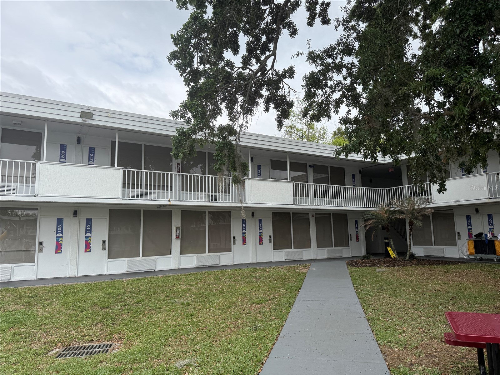2930 POLYNESIAN ISLES BOULEVARD 233