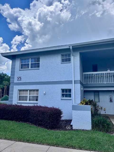576 FAIRWAYS LANE M104