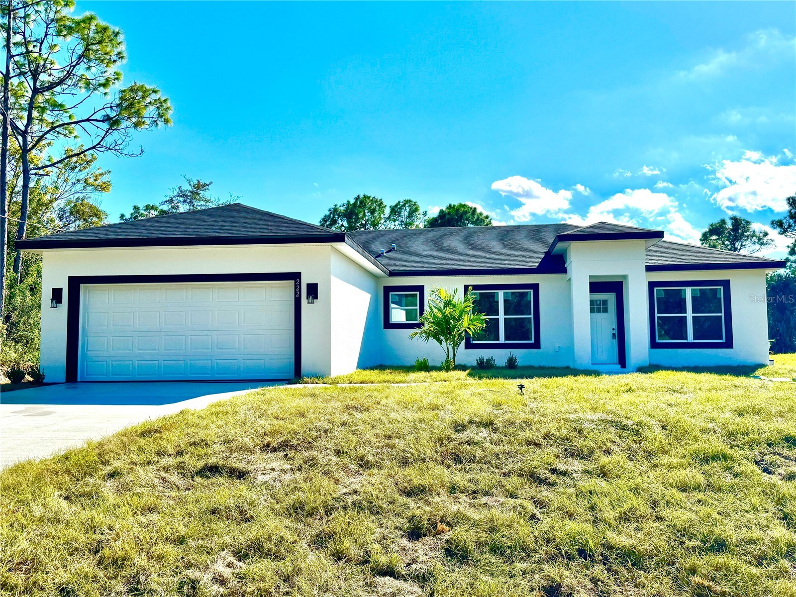 222 TITAN ROAD SE