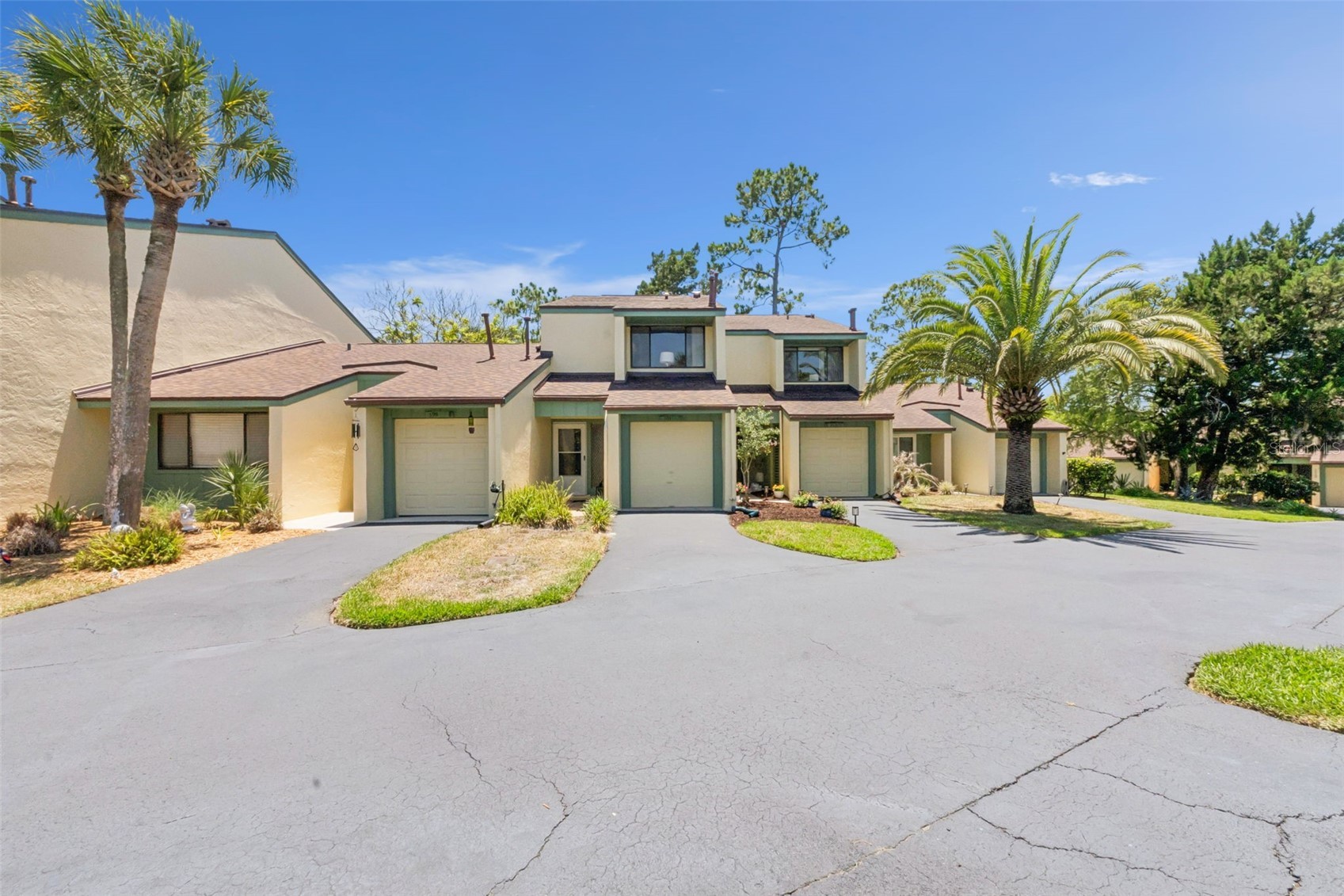 201 CLUB HOUSE BOULEVARD 201