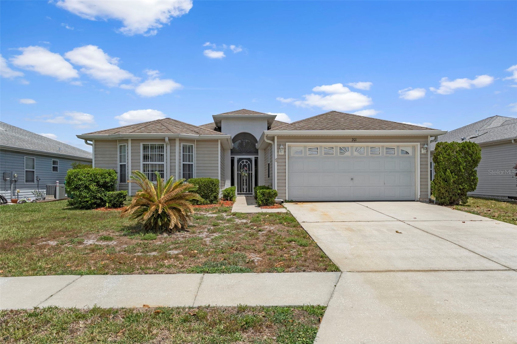 201 N GOLF HARBOR PATH