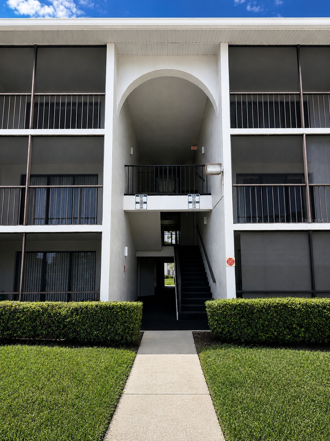 1223 S PINE RIDGE CIRCLE 23