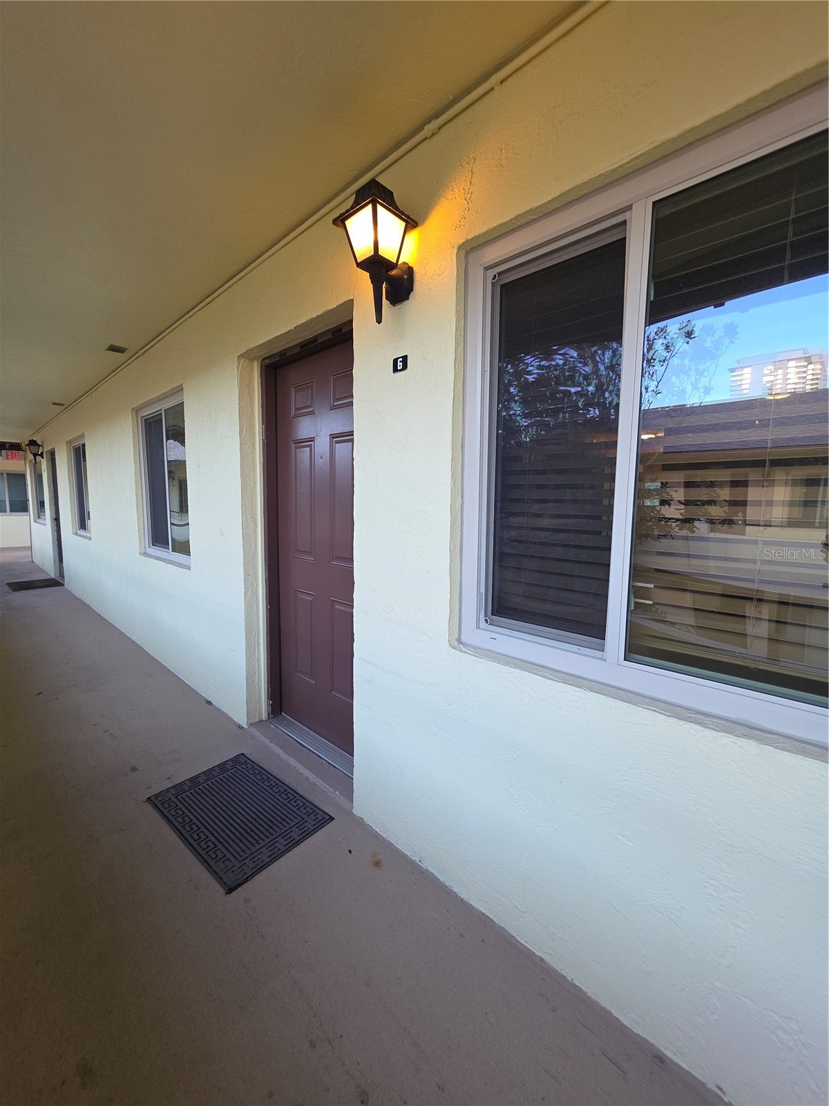 400 OAKRIDGE BOULEVARD 60