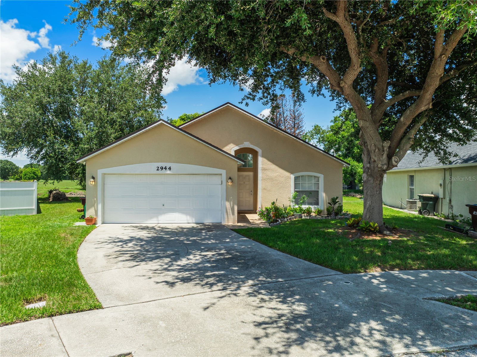 2944 COOL BREEZE CIRCLE