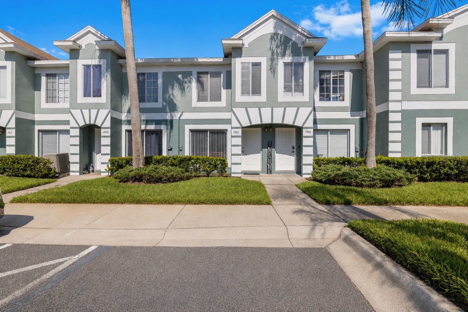 1907 FLUORSHIRE DRIVE