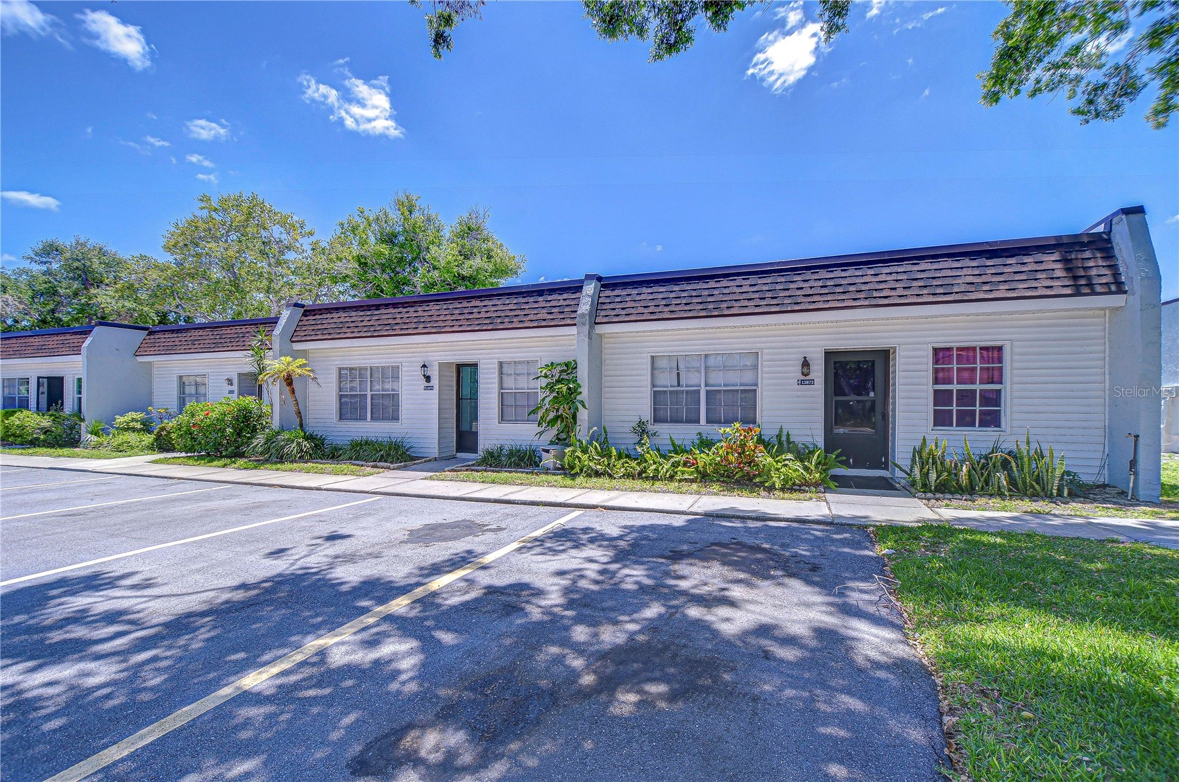 13870 OAKWOOD LANE 13870