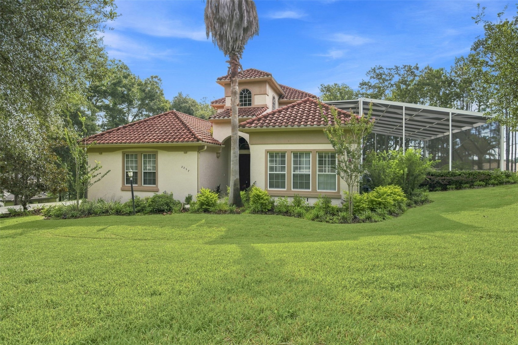 2257 N HICKORY GLEN POINT