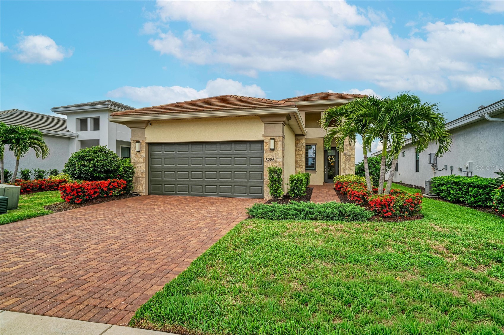 5286 BARNETT CIRCLE