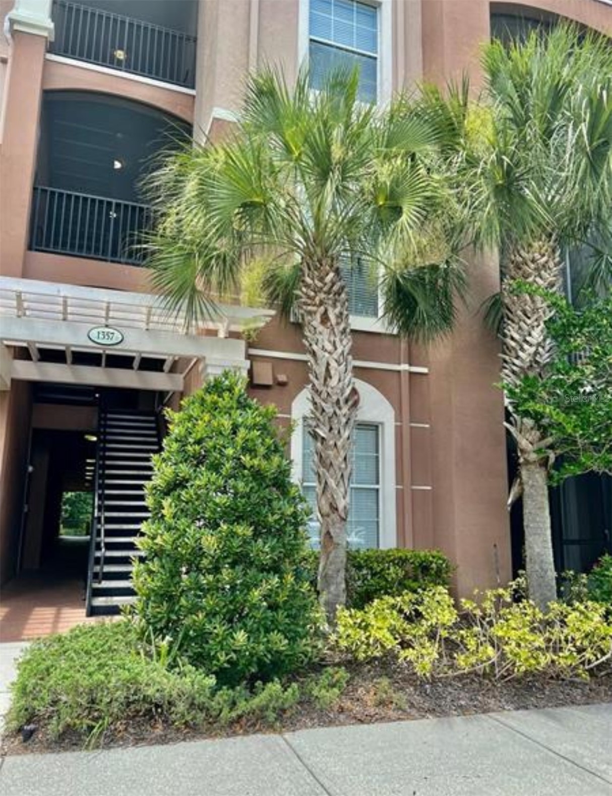 1357 VENEZIA COURT 102