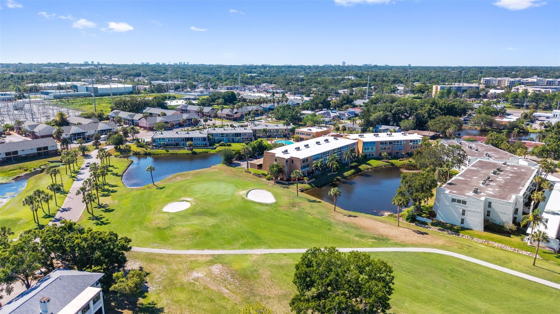 225 COUNTRY CLUB DRIVE B221
