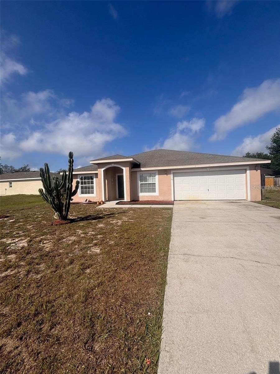 1716 MINNOW COURT