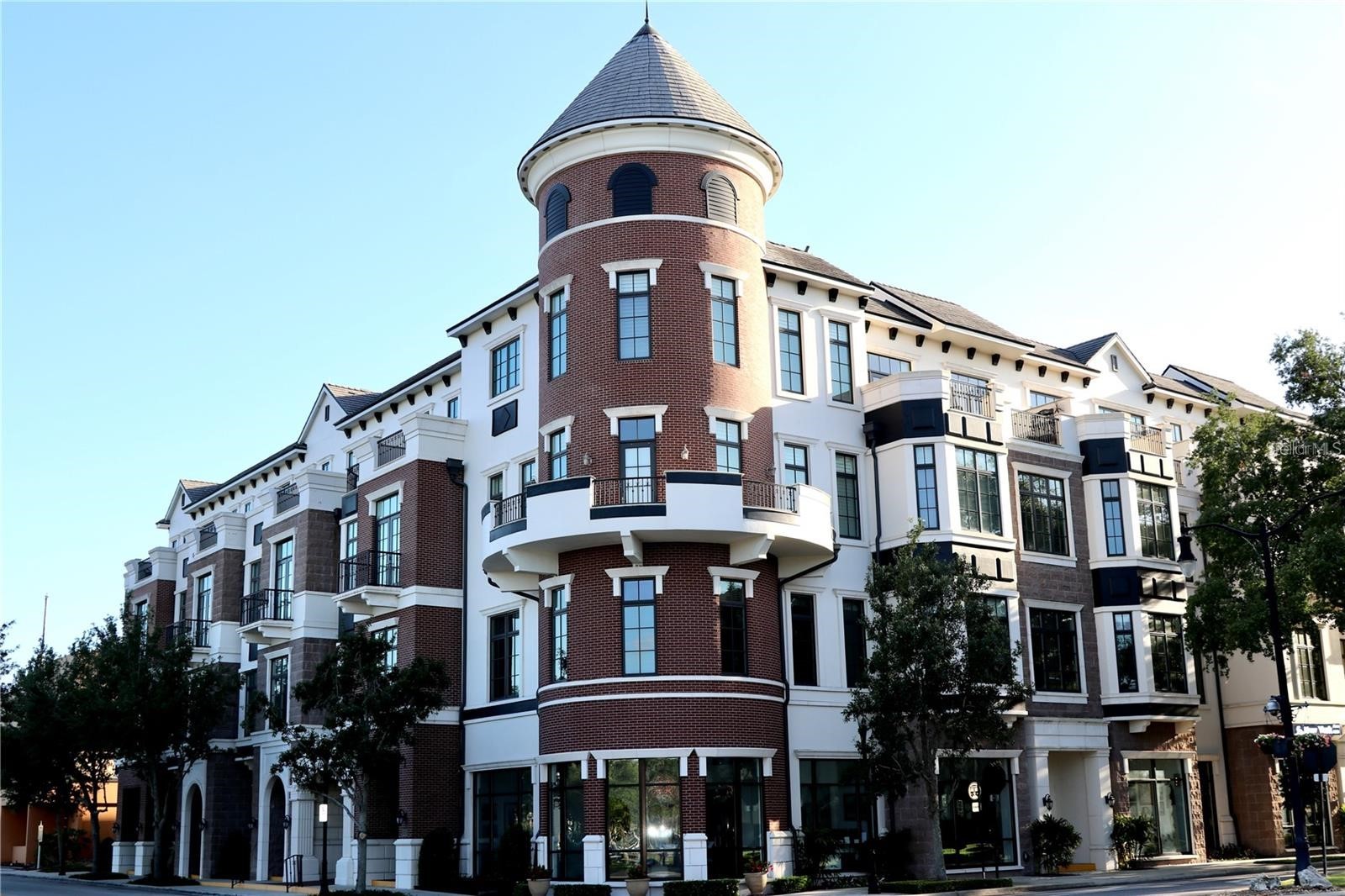330 W MORSE BLVD 104