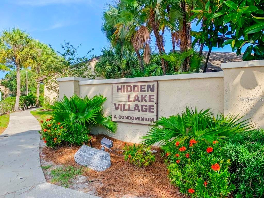 2724 HIDDEN LAKE BOULEVARD A