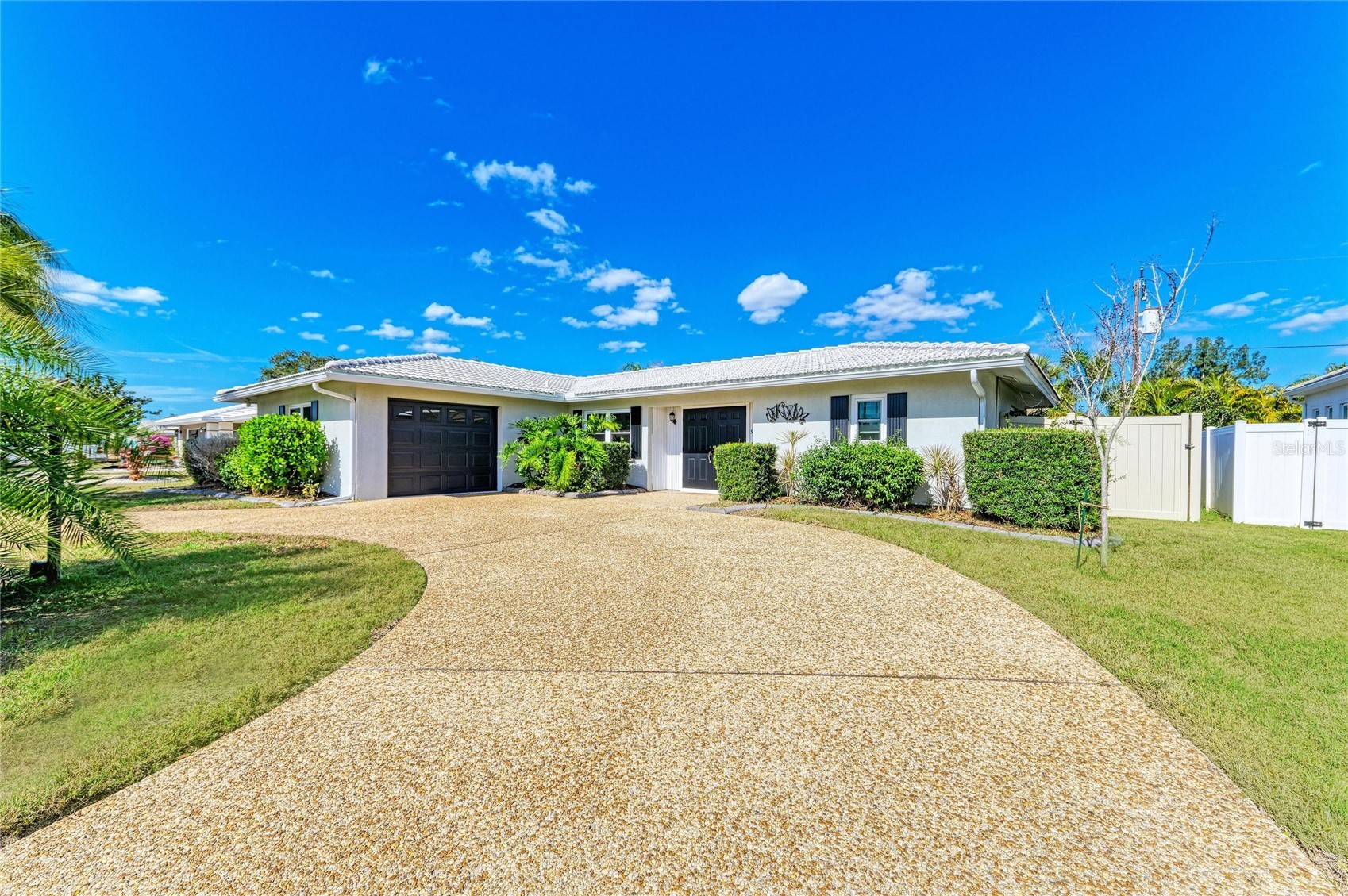 3368 SHEFFIELD CIRCLE