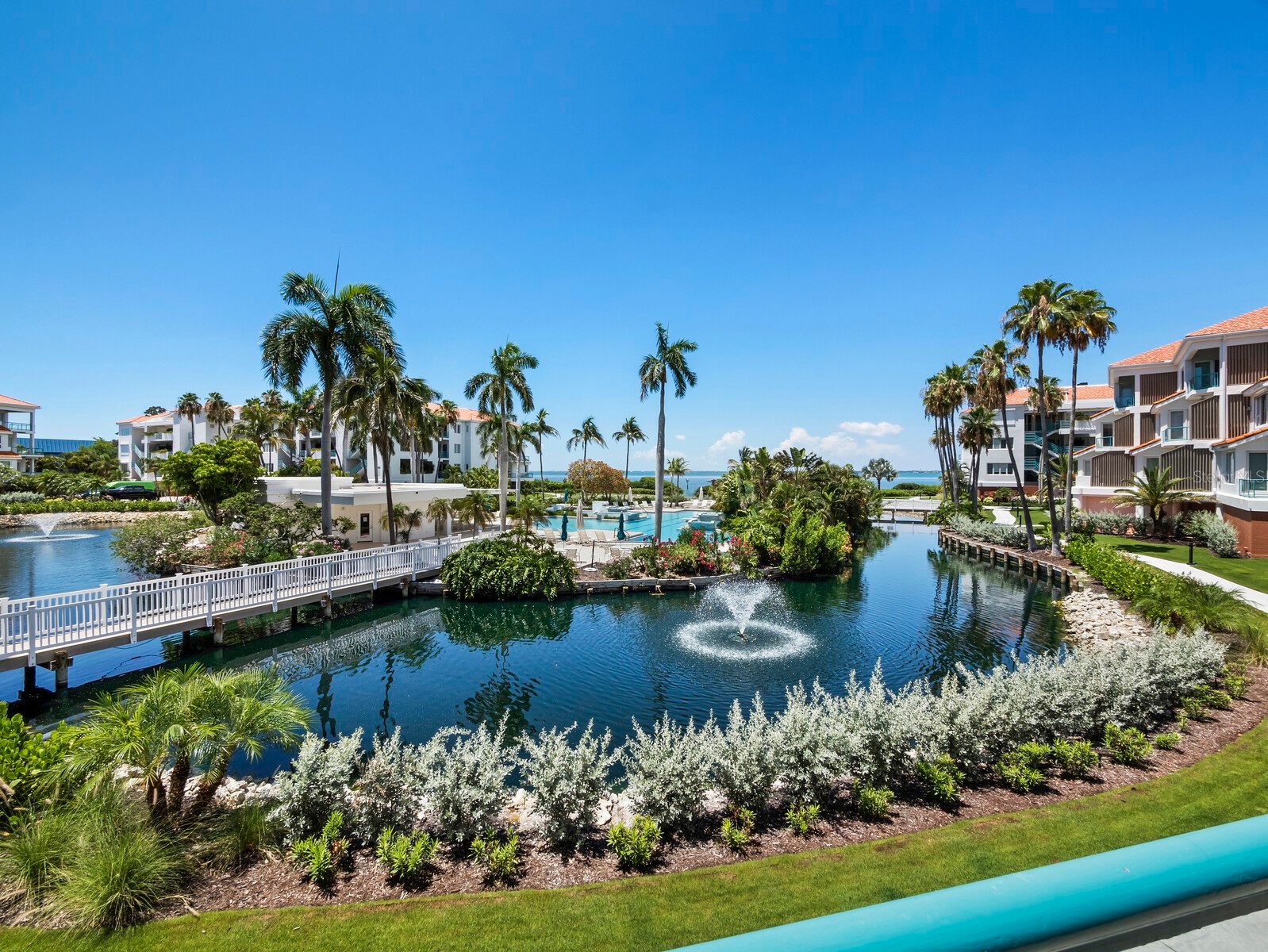 350 GULF OF MEXICO DRIVE 213