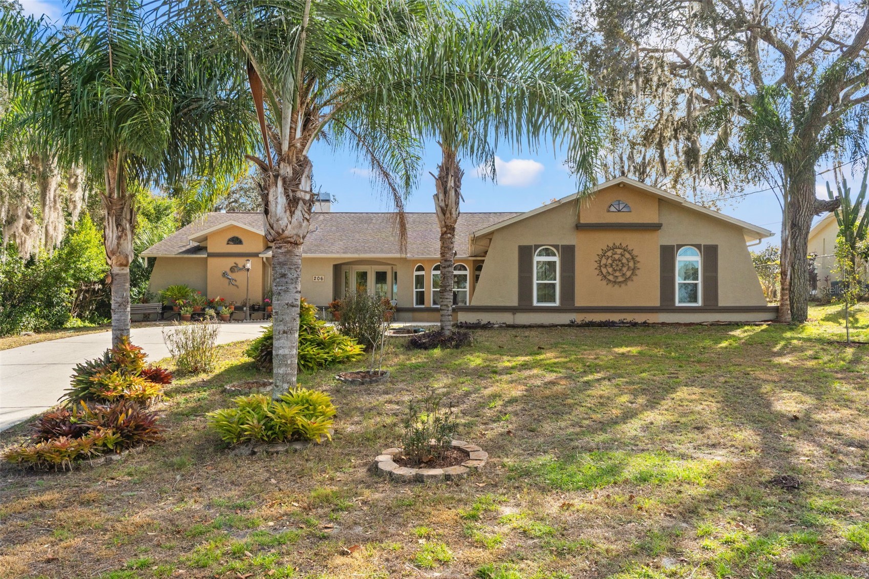 206 RUSK CIRCLE
