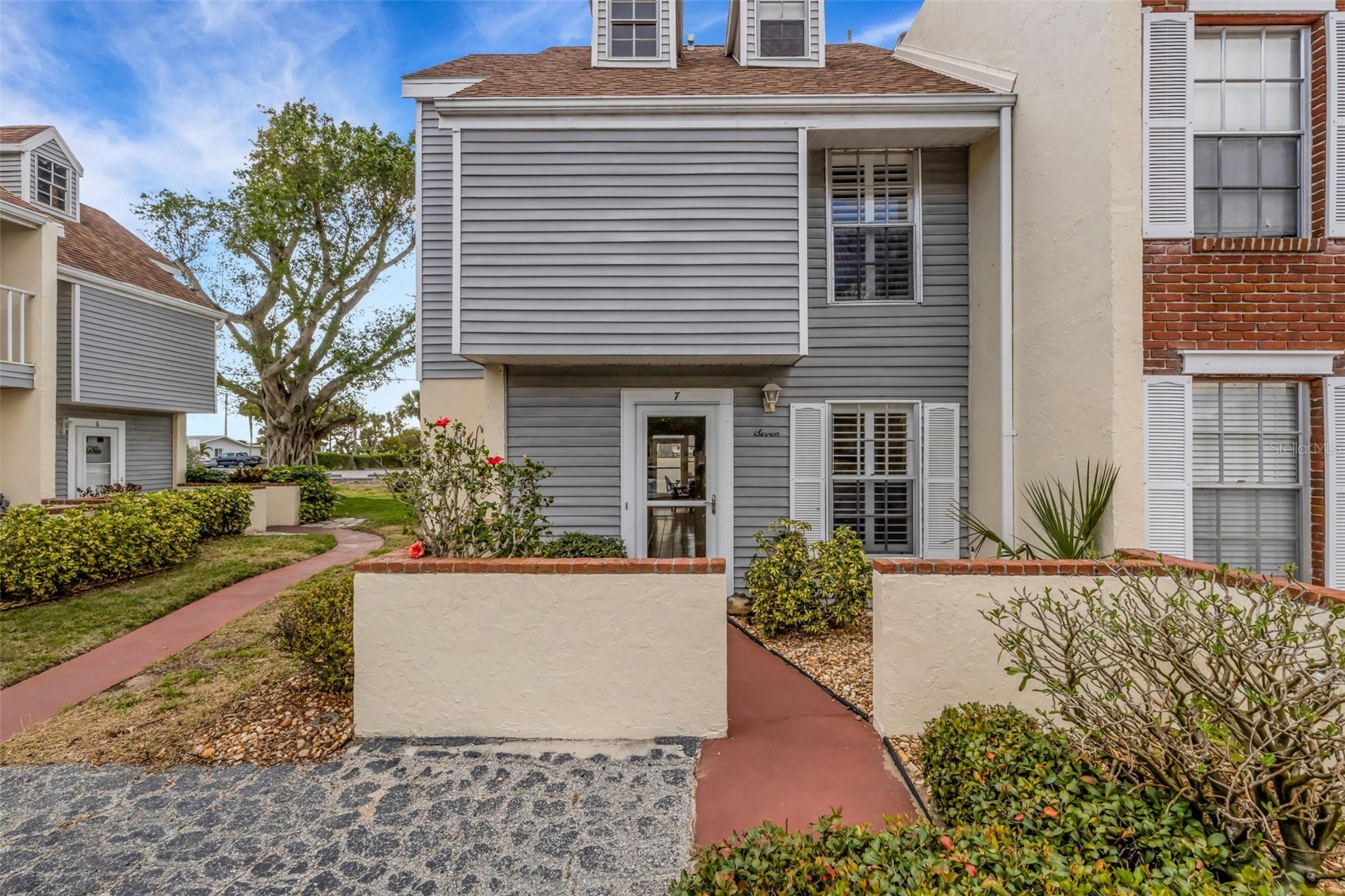 744 CADIZ ROAD 7