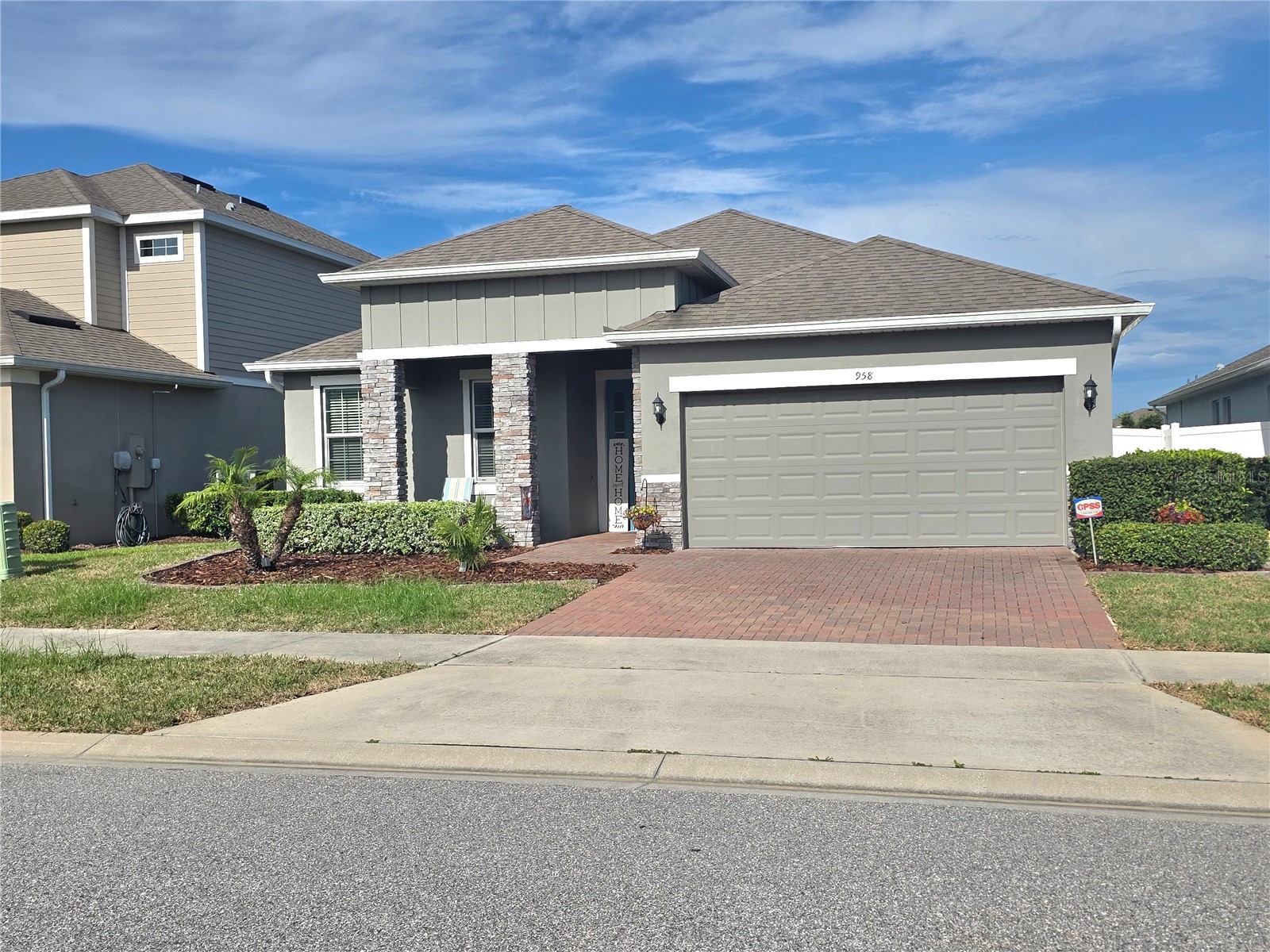 958 COMPASS LANDING DRIVE