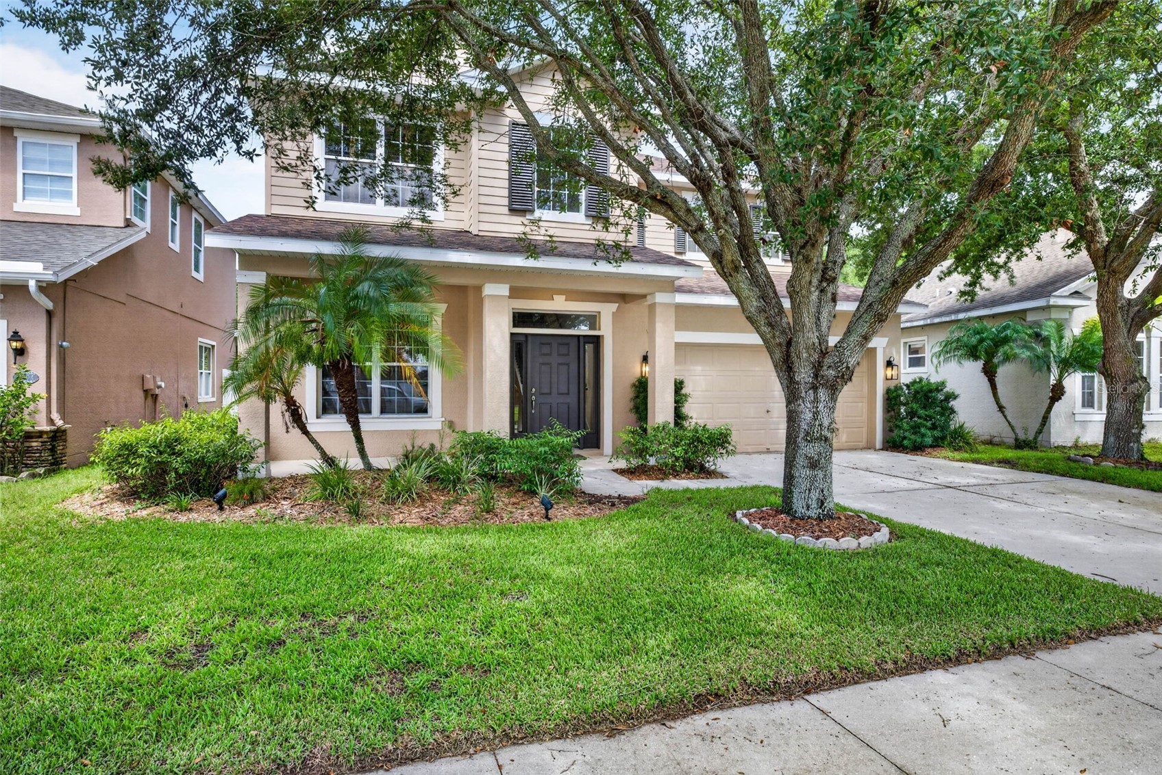 7906 CAMDEN WOODS DRIVE