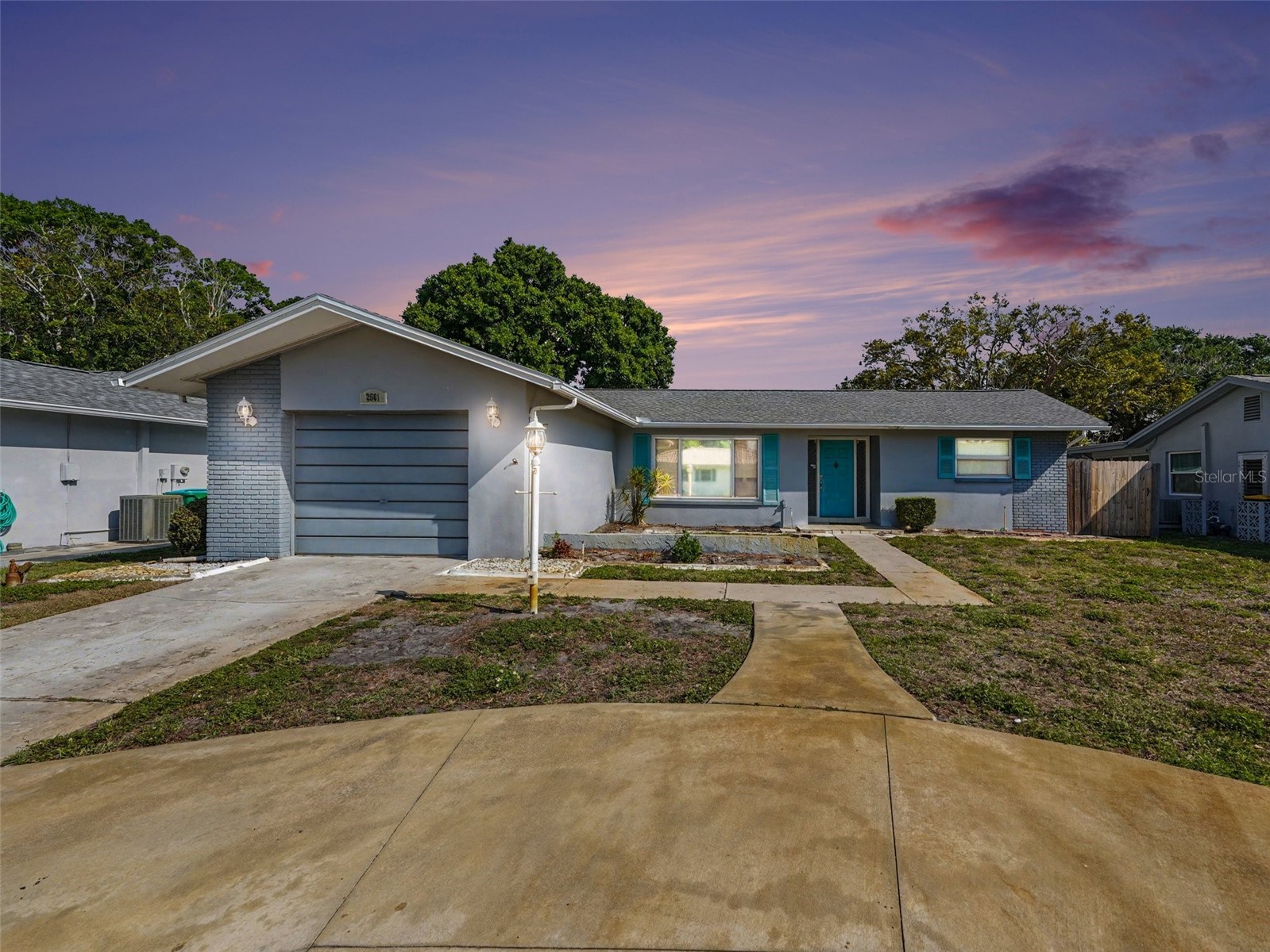 2561 BLACKWOOD CIRCLE
