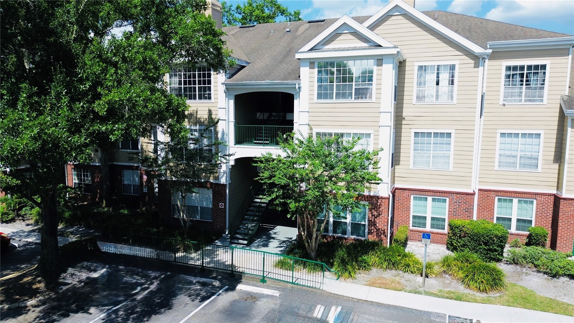 13003 PLANTATION PARK CIRCLE 13110