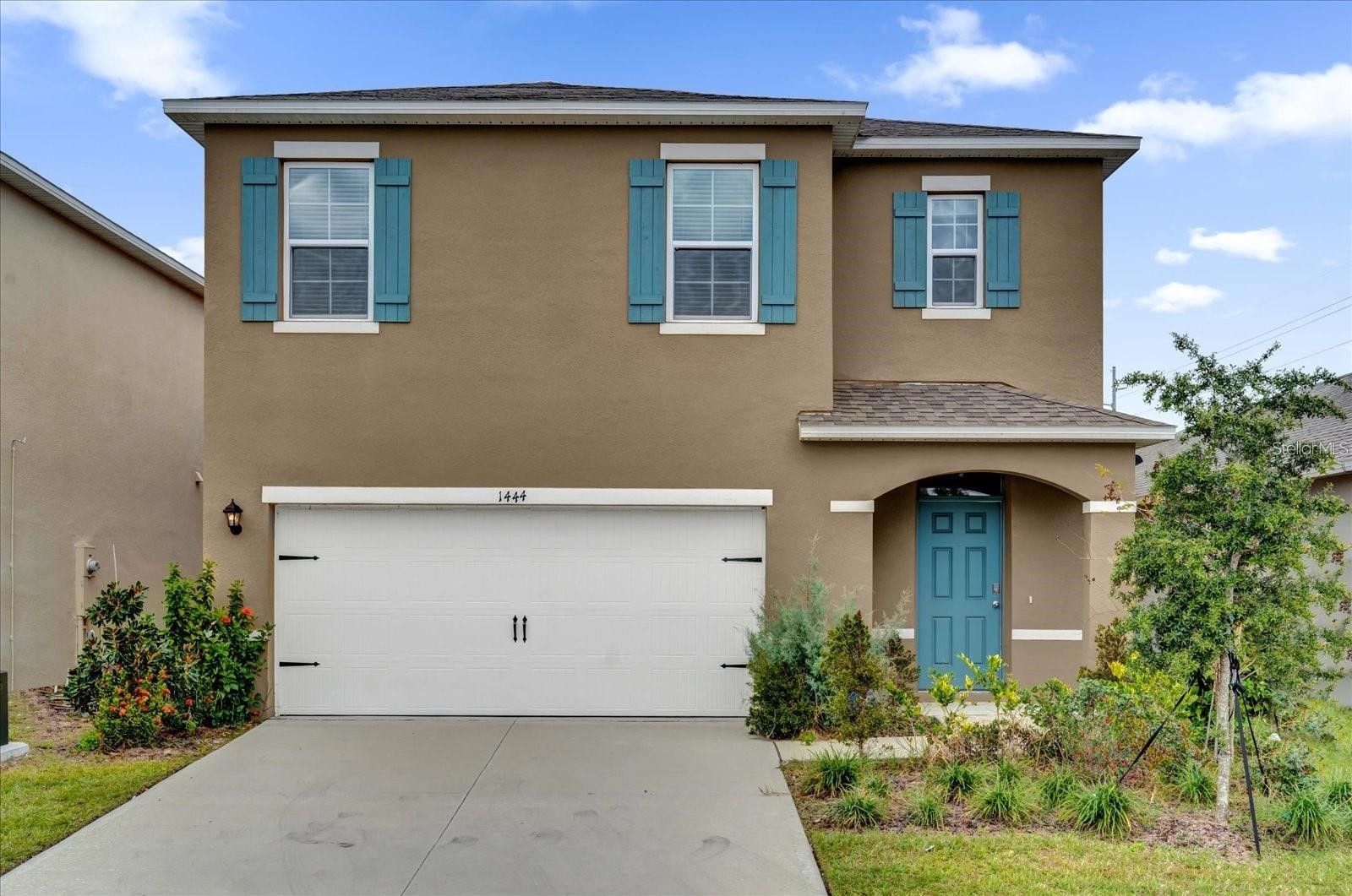 1444 BERRY LANE