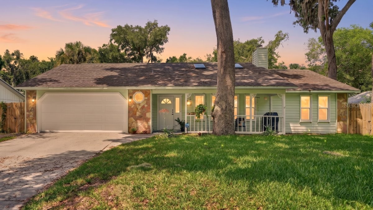2012 MANGO TREE DRIVE