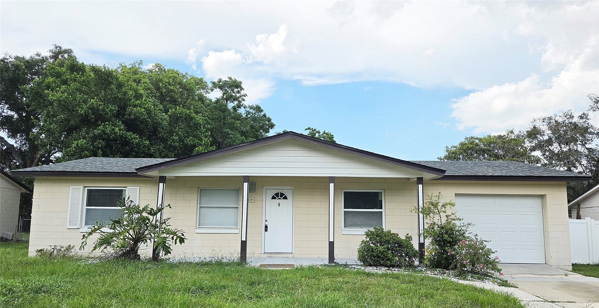 749 SEMINOLE AVENUE