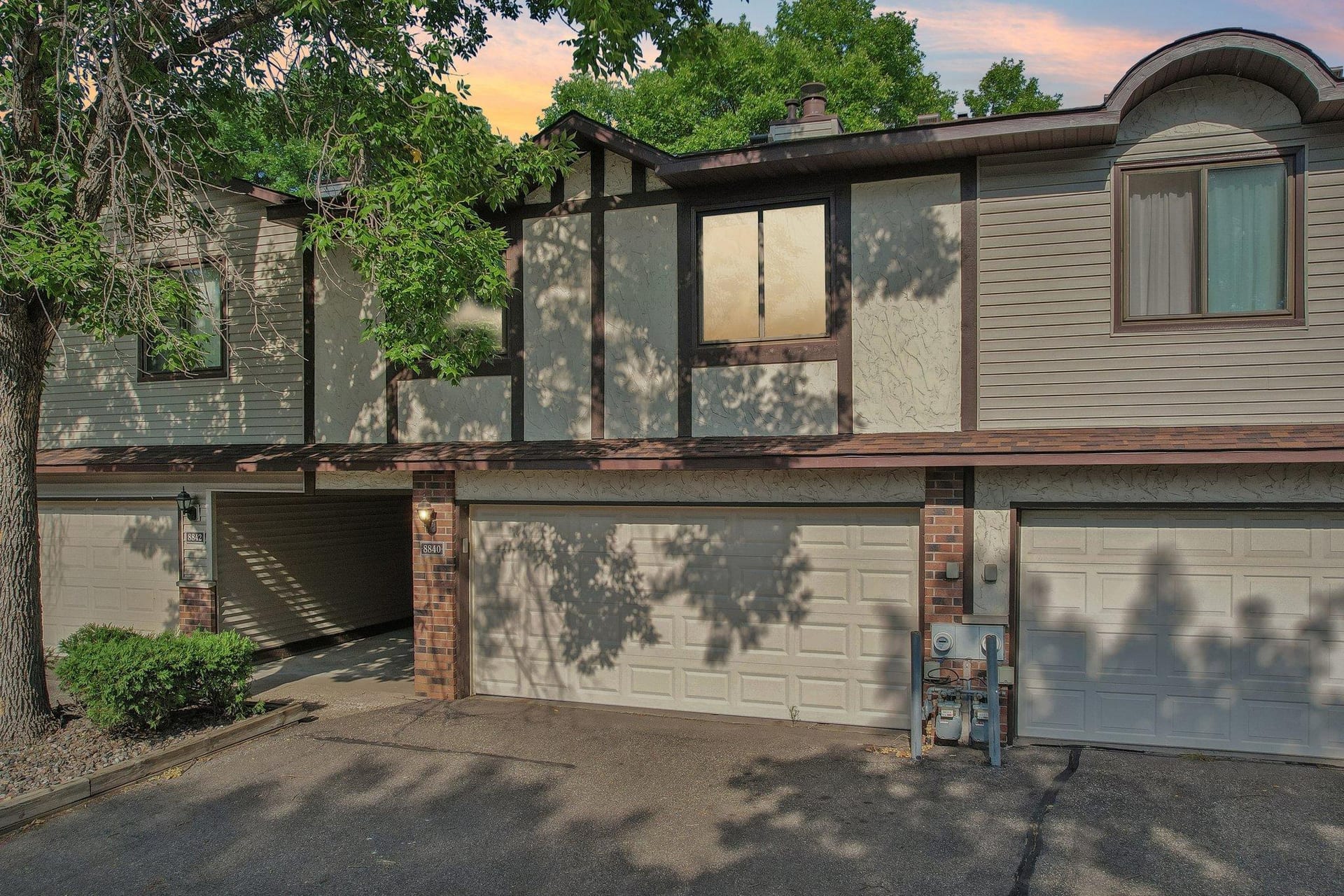 8840 N Maplebrook Court, Brooklyn Park, MN 55445